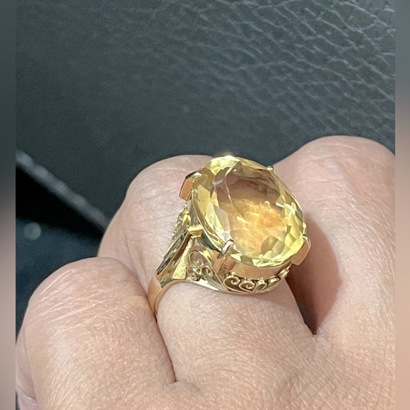 ๐๐sold๐๐Oval Shape Citrine Solitaire Ring - Picture 4 of 9
